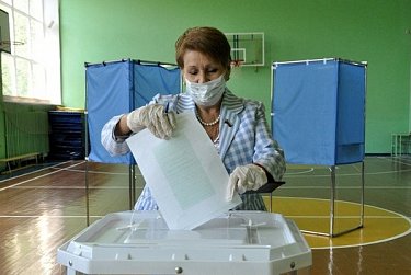 Стартовало голосование по поправкам в Конституцию